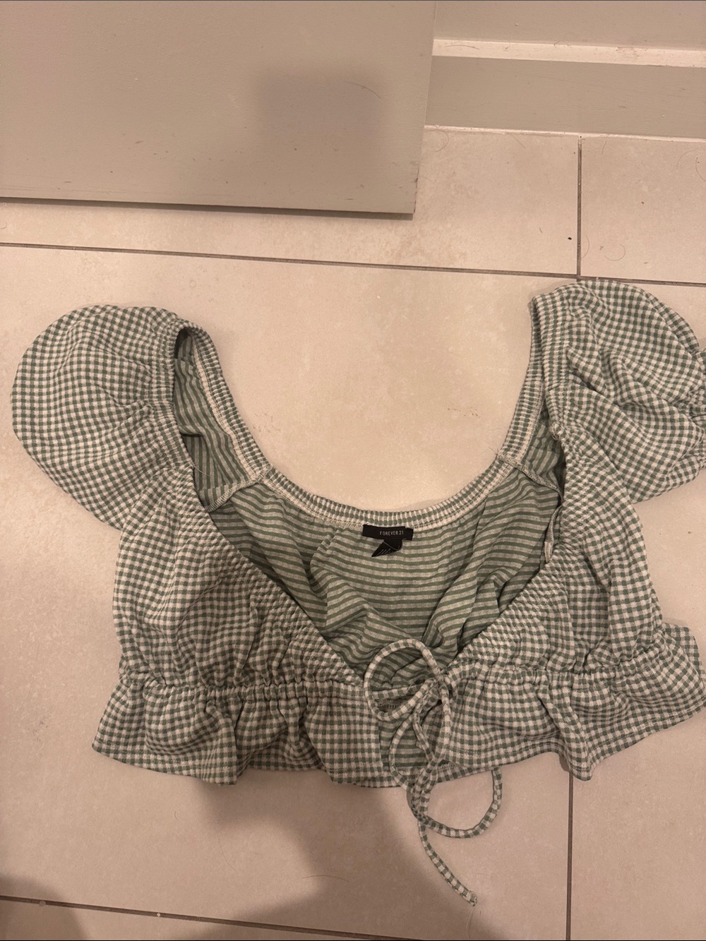 Forever 21 Green Gingham Puff-Sleeve Tie-Front Crop Top - Picture 1 of 4